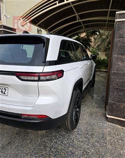 جيب جراند شيروكي